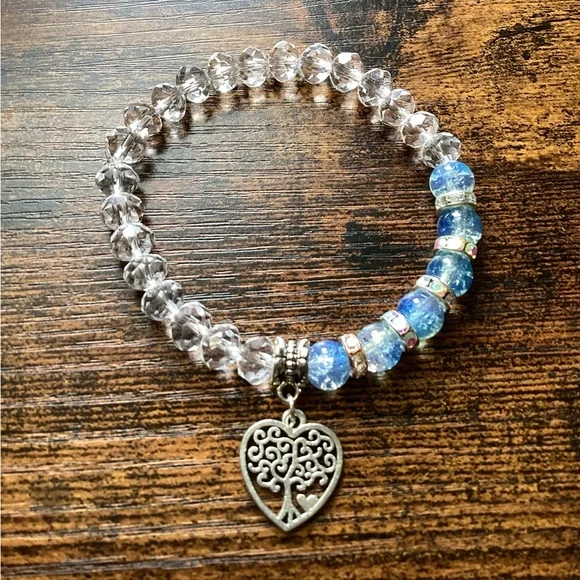 Bracelets - Picture 4 of 4